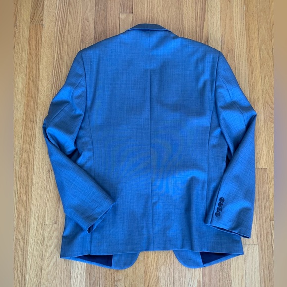 Jos A Bank light blue slim fit suit - Picture 5 of 7